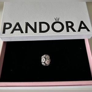Pandora primrose meadow charm